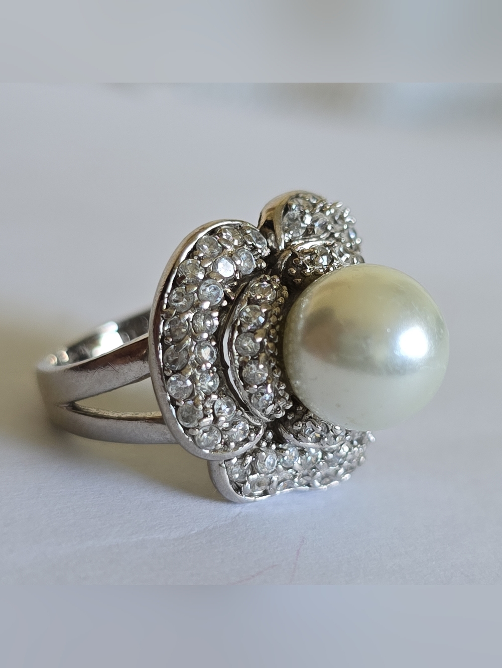 Vintage 925 Sterling Silver Pearl & Crystal Flower Ring
